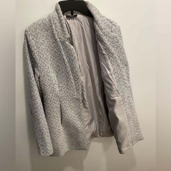 vici gray coat with pockets - Picture 4 of 8